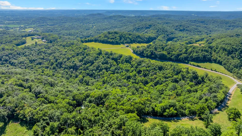 0 Wolf Hill Road Bethpage, TN 37022