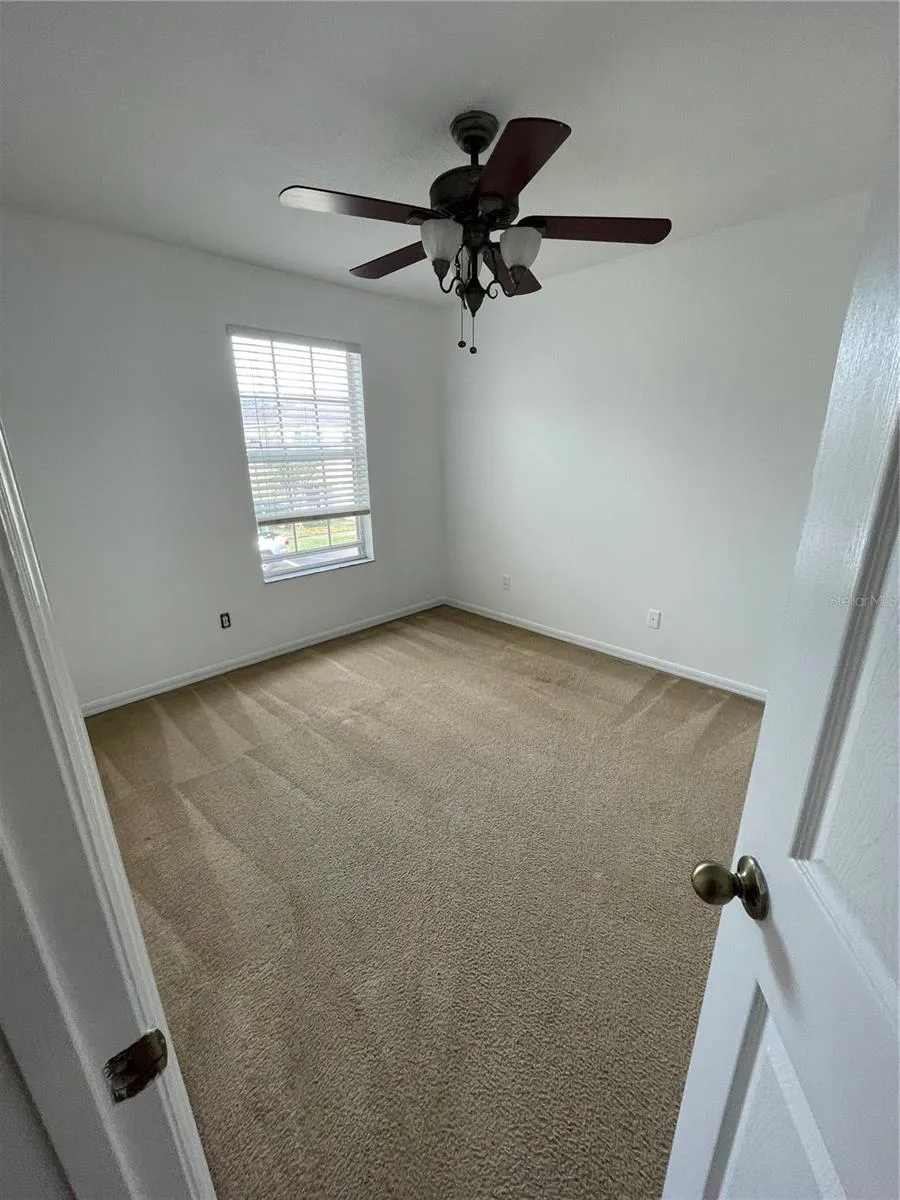 765 CRESTING OAK CIRCLE #127 Orlando, FL 32824