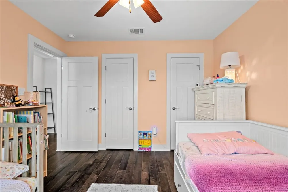 10304 Twin Lake Circle Dripping Springs, TX 78620
