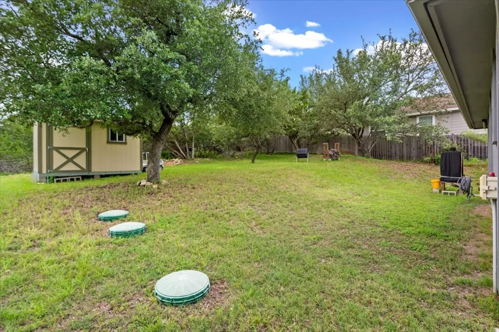 10304 Twin Lake Circle Dripping Springs, TX 78620