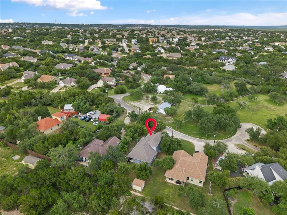 10304 Twin Lake Circle Dripping Springs, TX 78620
