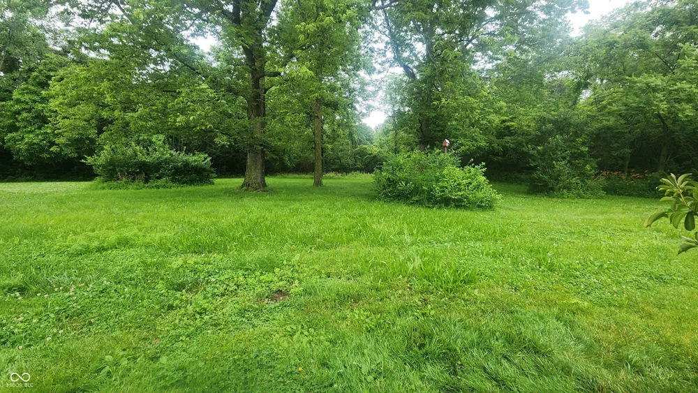 92 E Trestle Road Veedersburg, IN 47987