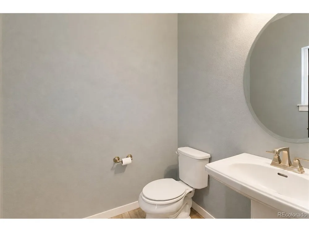 135 Foxtail Drive Hudson, CO 80642