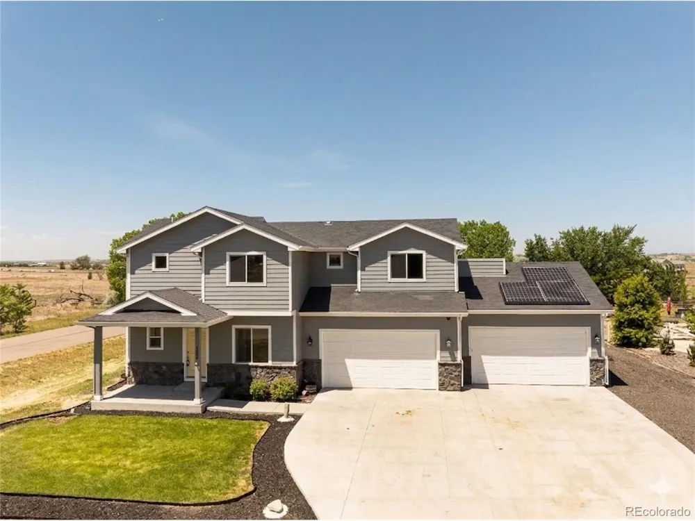 135 Foxtail Drive Hudson, CO 80642