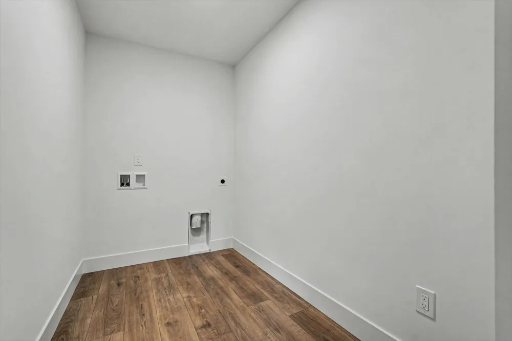 7964 Snow View Drive SE Alto, MI 49302