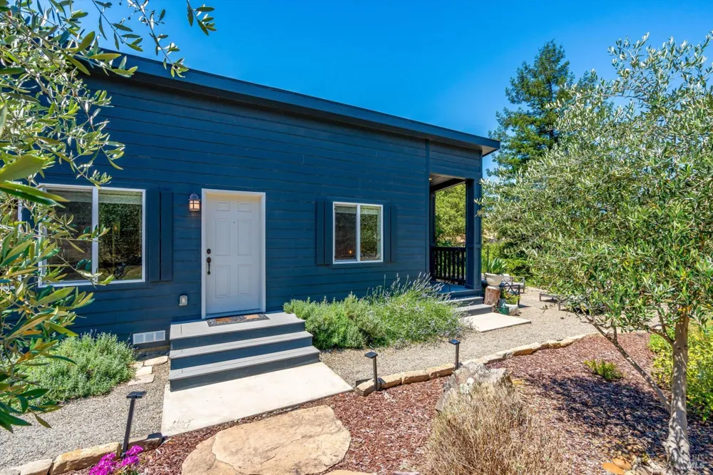1055 Sundown Trail Santa Rosa, CA 95404