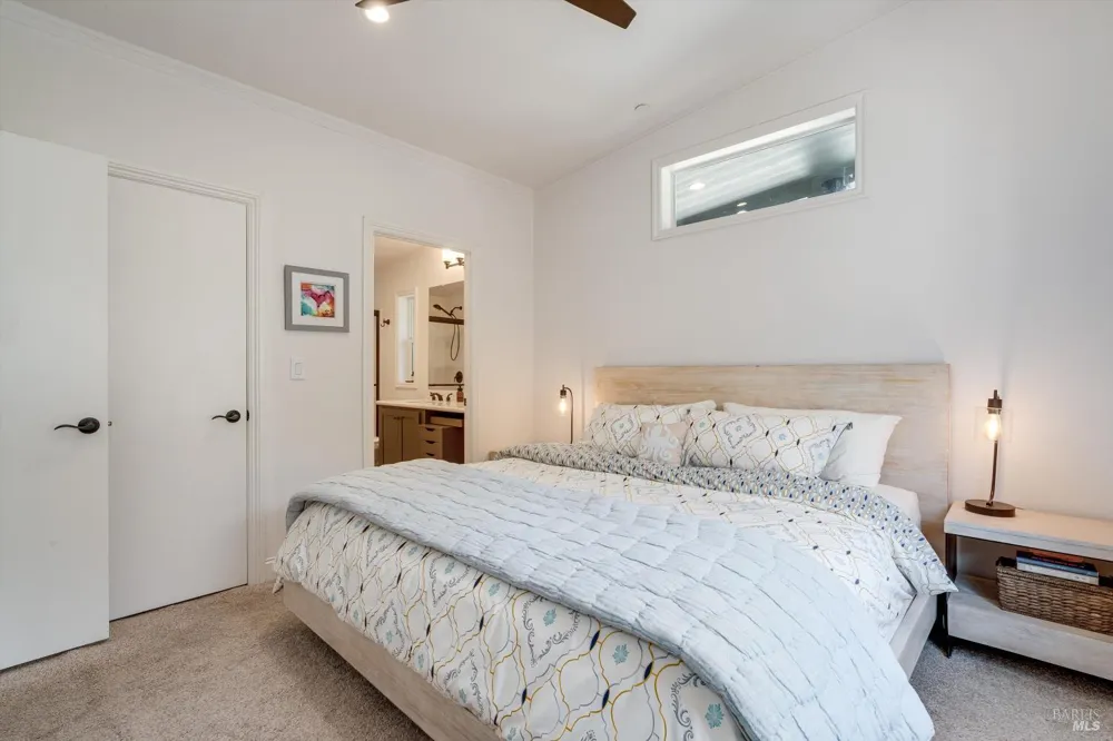 1055 Sundown Trail Santa Rosa, CA 95404
