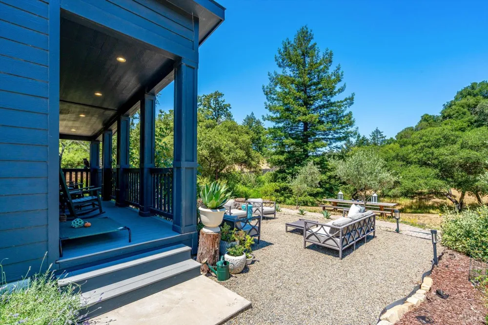 1055 Sundown Trail Santa Rosa, CA 95404