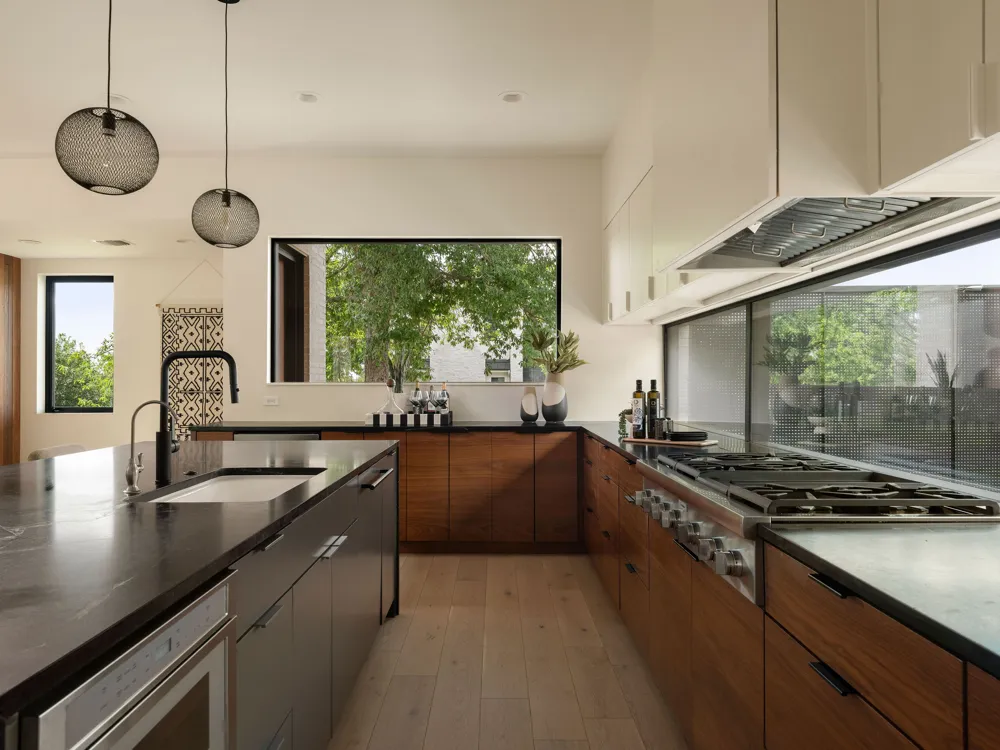 2104 Ann Arbor Avenue Austin, TX 78704