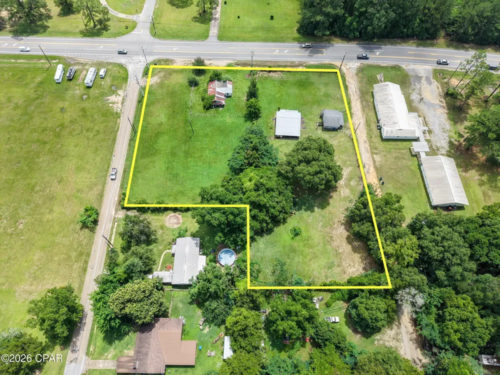 1103 S Waukesha Street Bonifay, FL 32425