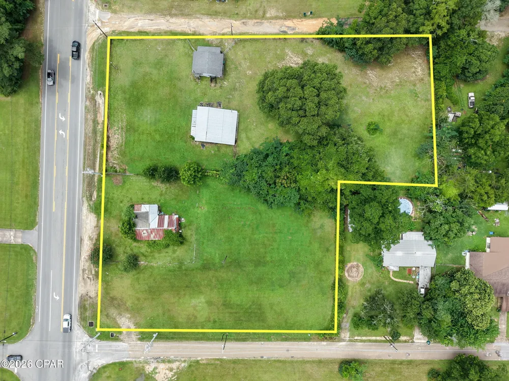 1103 S Waukesha Street Bonifay, FL 32425