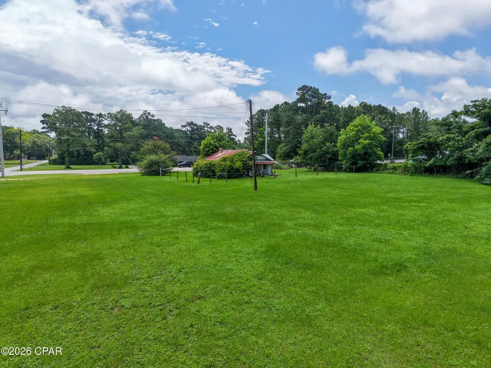 1103 S Waukesha Street Bonifay, FL 32425