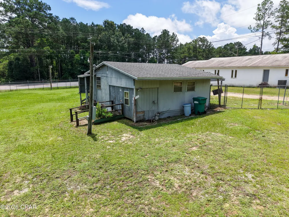 1103 S Waukesha Street Bonifay, FL 32425