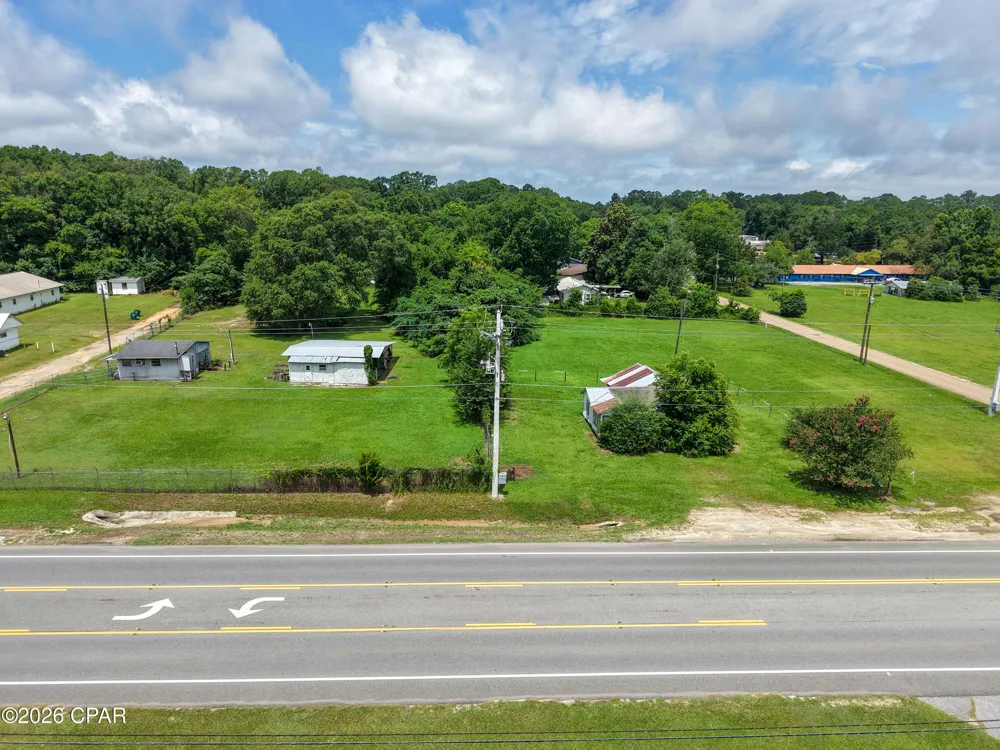 1103 S Waukesha Street Bonifay, FL 32425