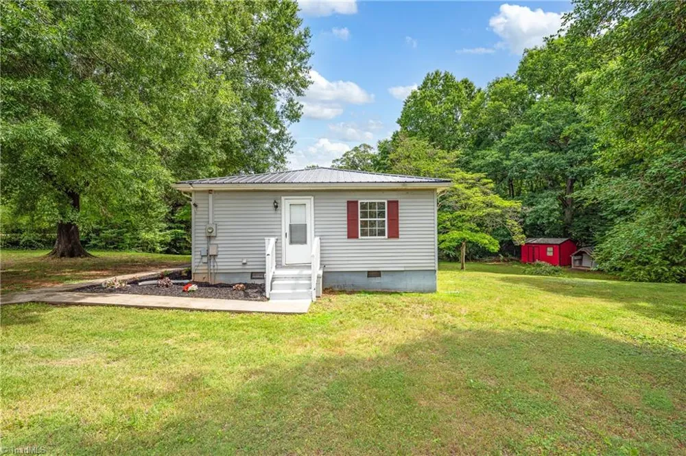 4507 US Highway 64 Mocksville, NC 27028