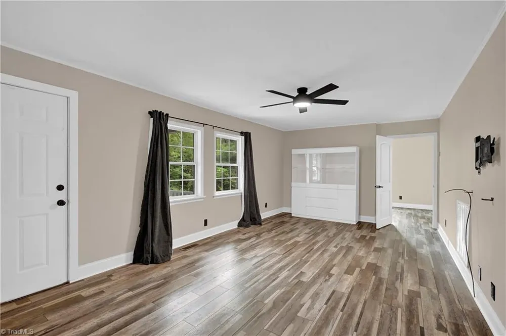 4507 US Highway 64 Mocksville, NC 27028
