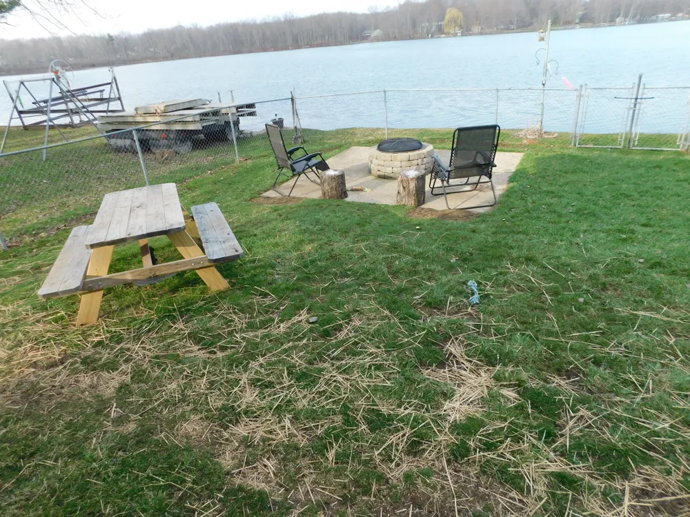 124 Peterson Drive Cheshire Township, MI 49055