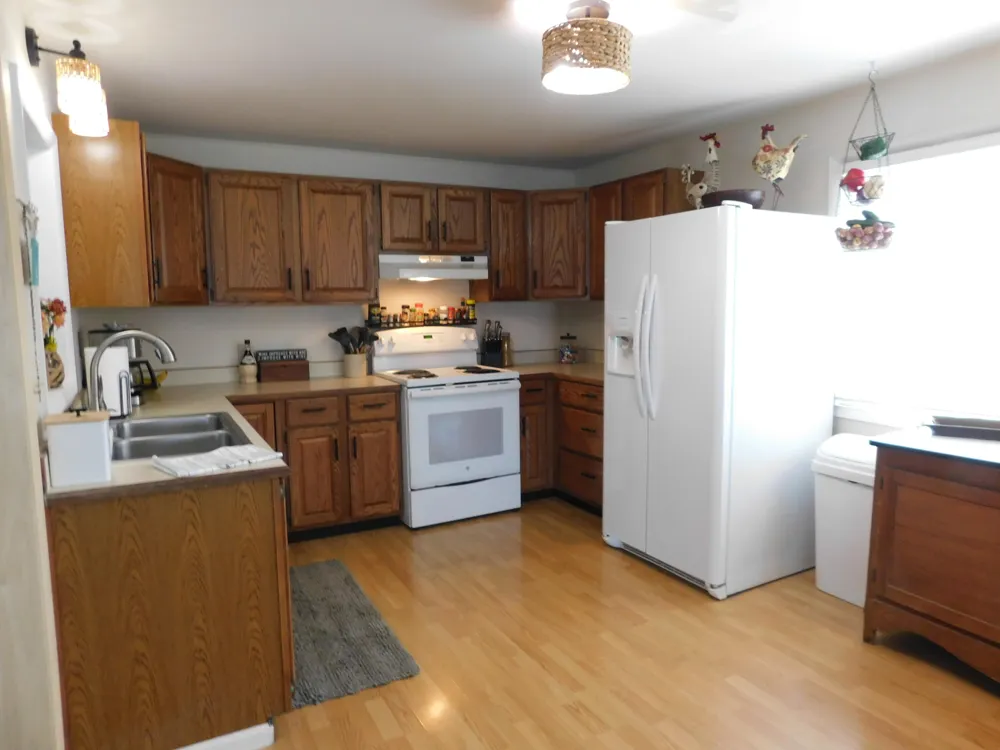 124 Peterson Drive Cheshire Township, MI 49055