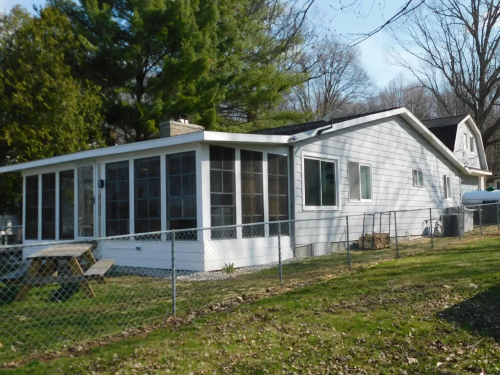 124 Peterson Drive Cheshire Township, MI 49055