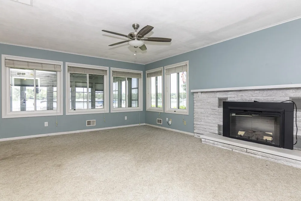 124 Peterson Drive Cheshire Township, MI 49055