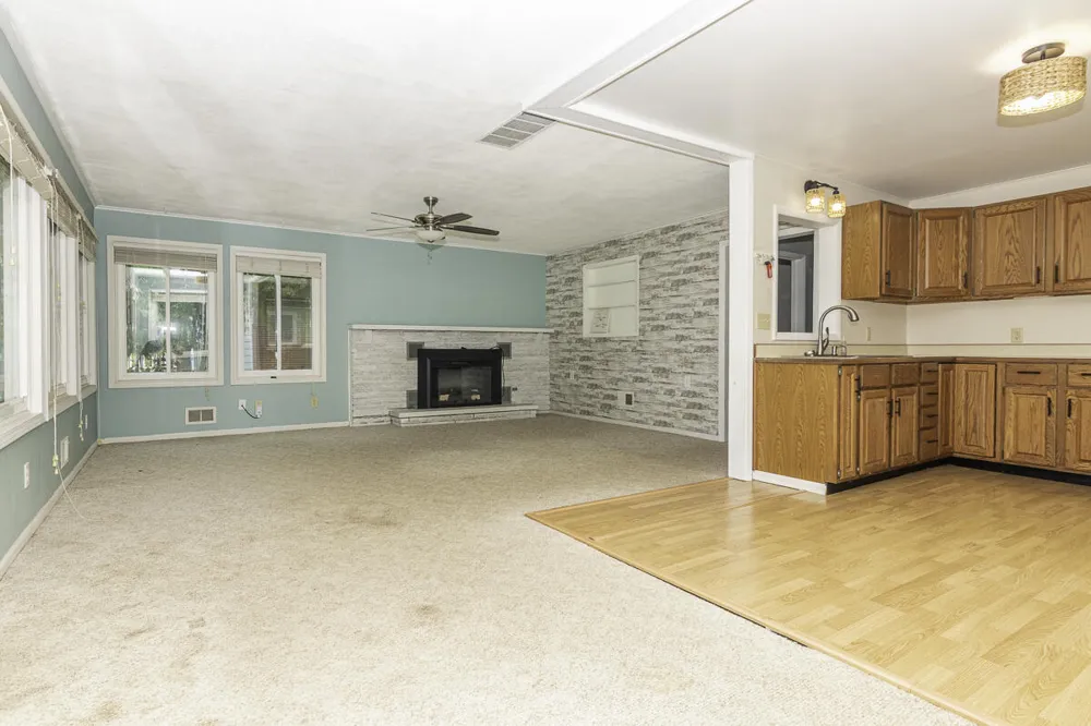 124 Peterson Drive Cheshire Township, MI 49055