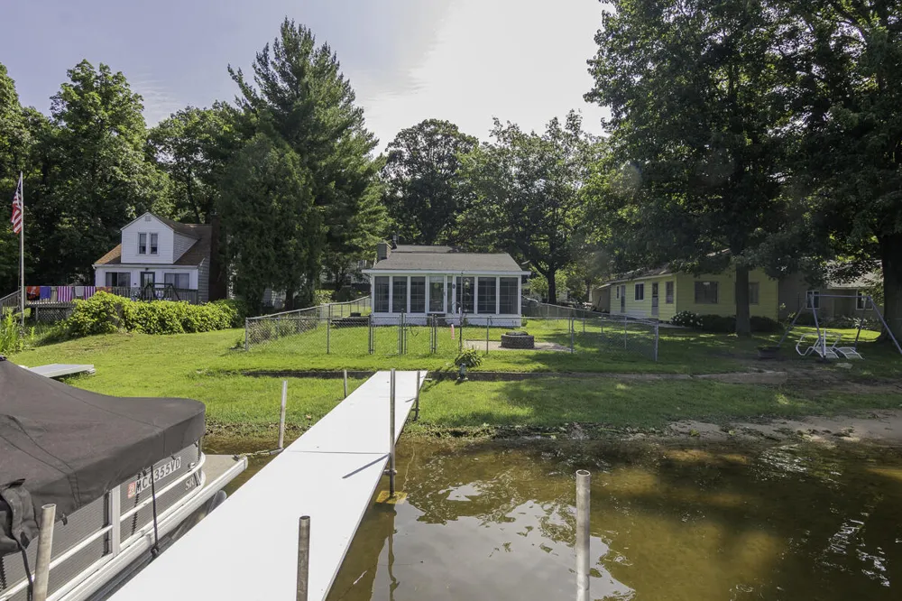 124 Peterson Drive Cheshire Township, MI 49055