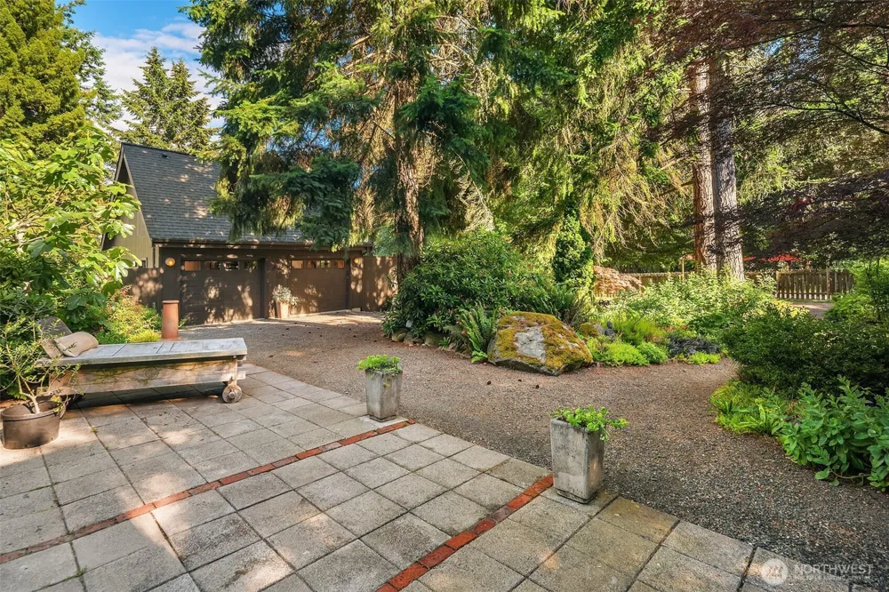 8416 SW 216th Street Vashon, WA 98070
