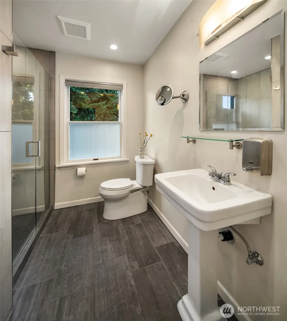 8416 SW 216th Street Vashon, WA 98070