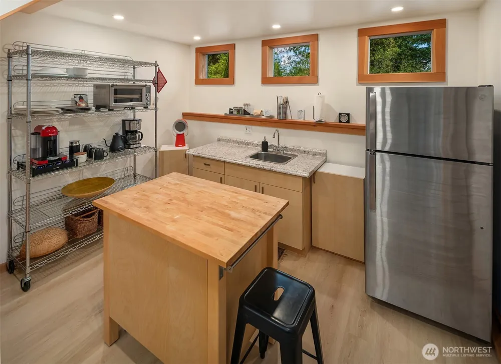 8416 SW 216th Street Vashon, WA 98070