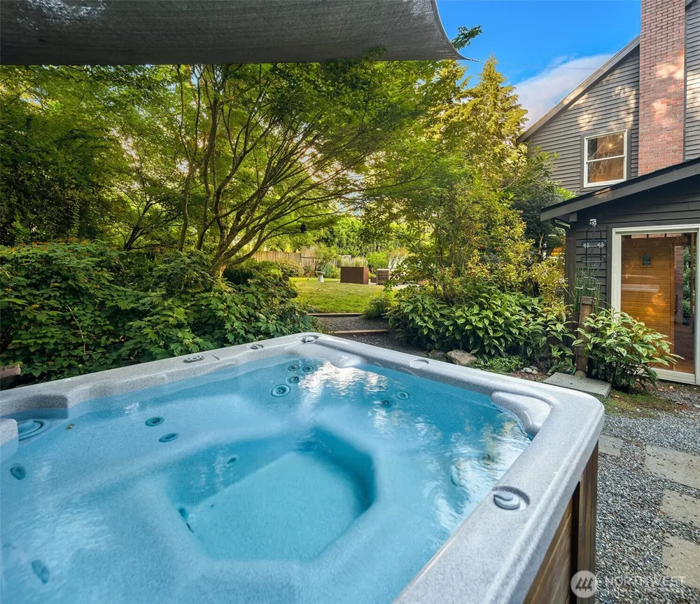 8416 SW 216th Street Vashon, WA 98070