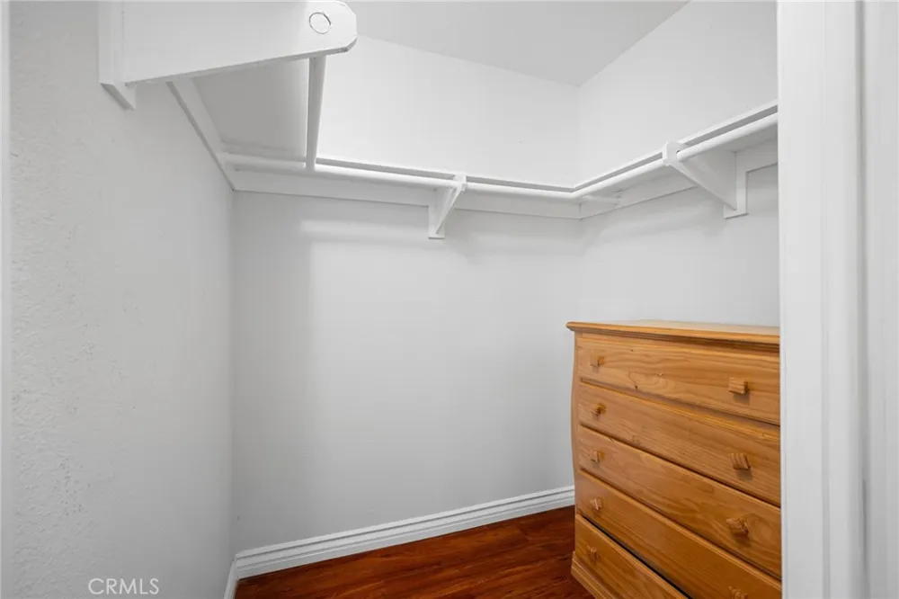 10119 Pinewood Avenue #207 Tujunga, CA 91042