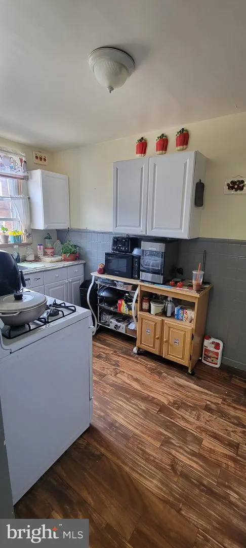 6113 BELDEN STREET Philadelphia, PA 19149
