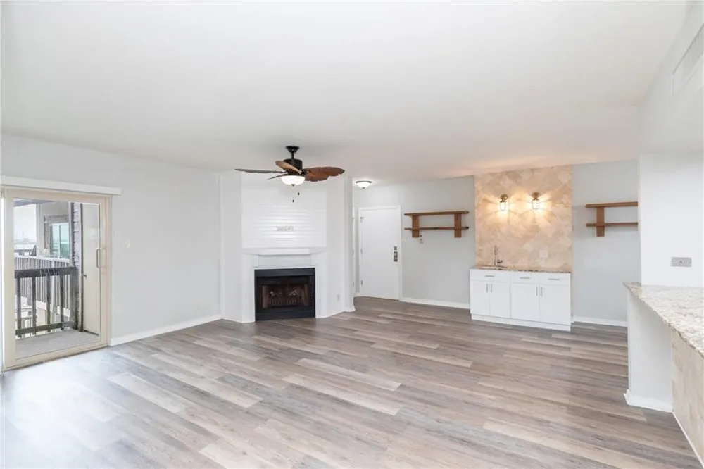 200 W Cotter Avenue #B-3 Port Aransas, TX 78373