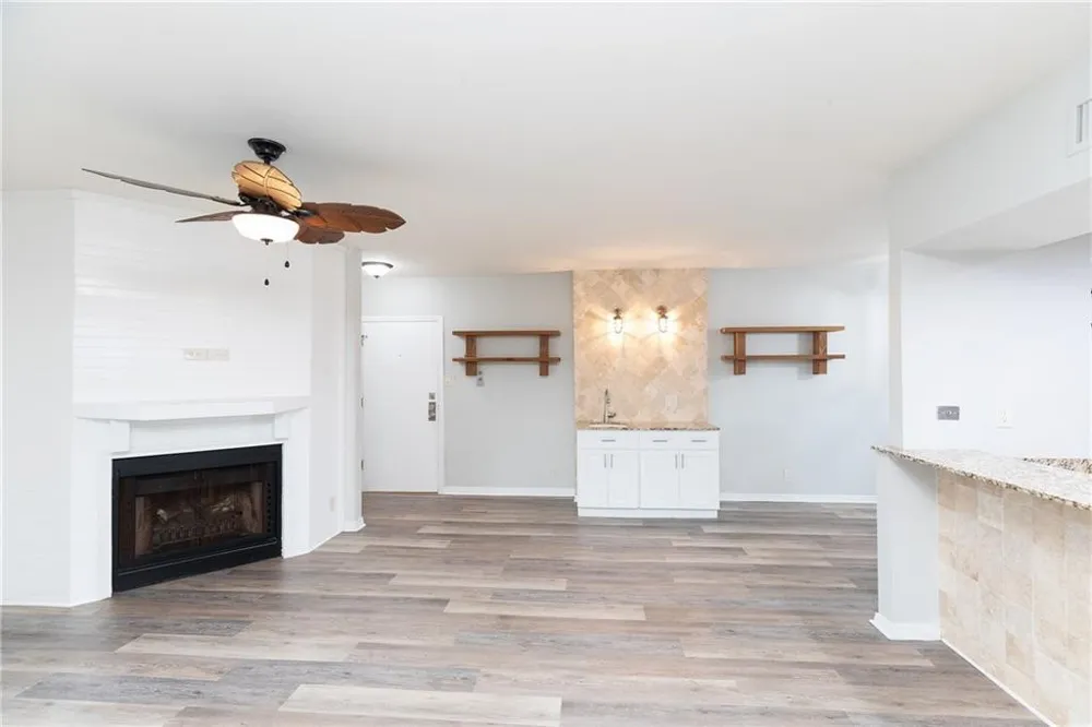 200 W Cotter Avenue #B-3 Port Aransas, TX 78373