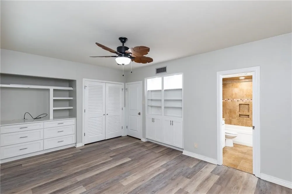 200 W Cotter Avenue #B-3 Port Aransas, TX 78373