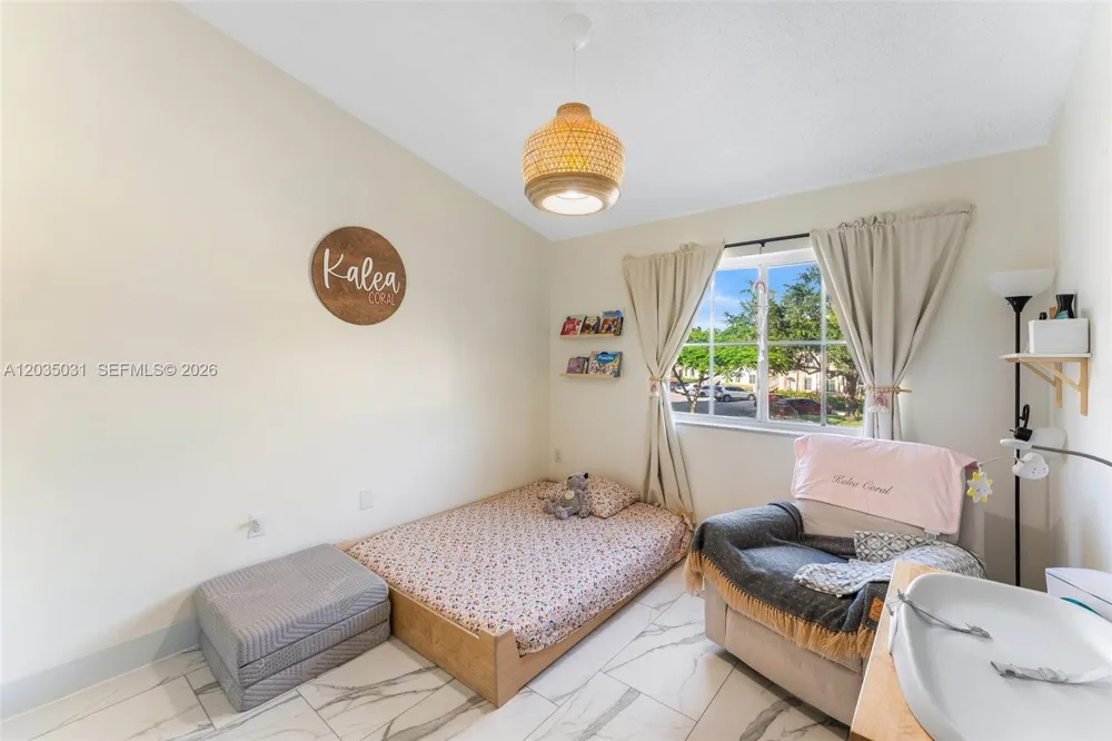 2140 NW 78th Ave #204 Pembroke Pines, FL 33024