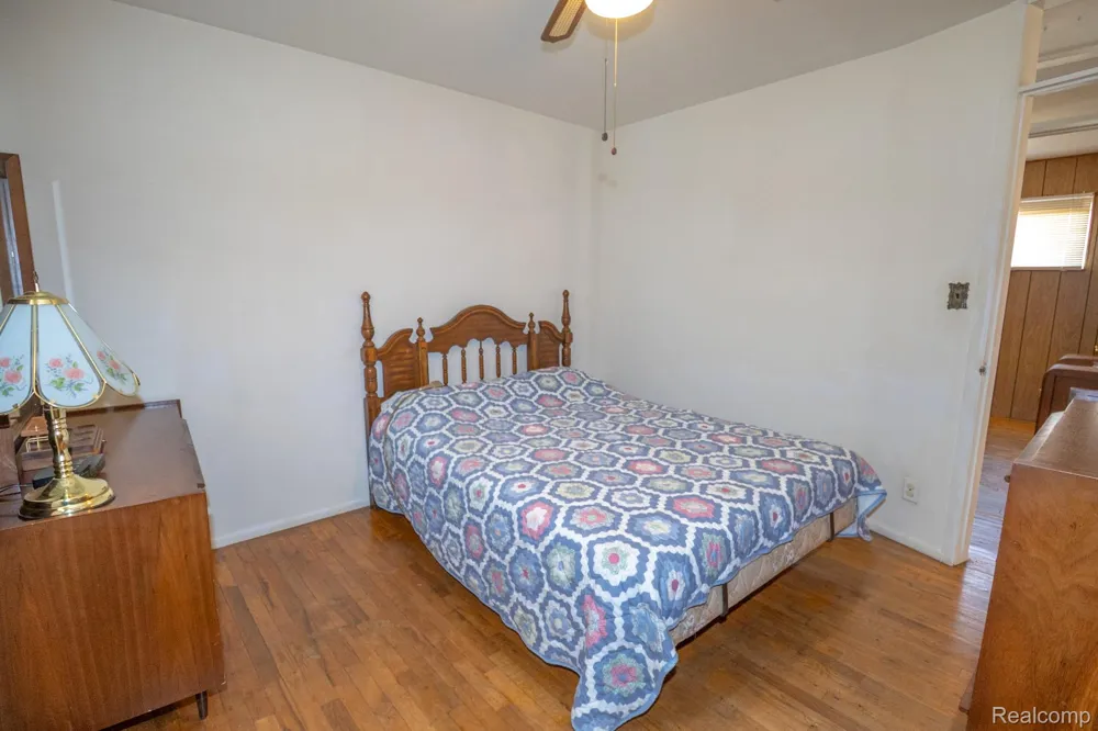 2539 Margaret Street Melvindale City, MI 48122