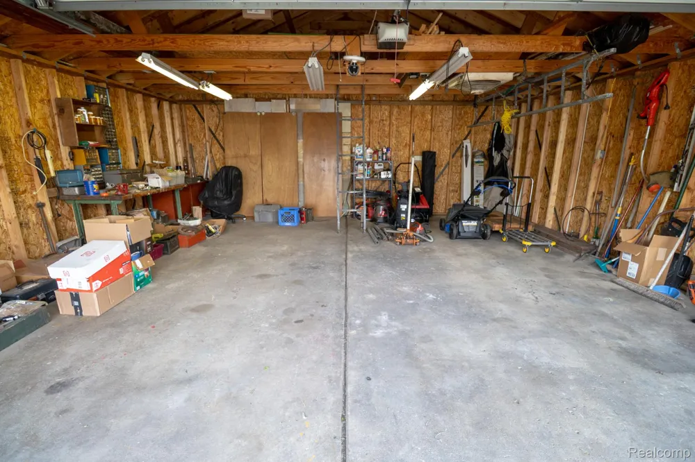 2539 Margaret Street Melvindale City, MI 48122