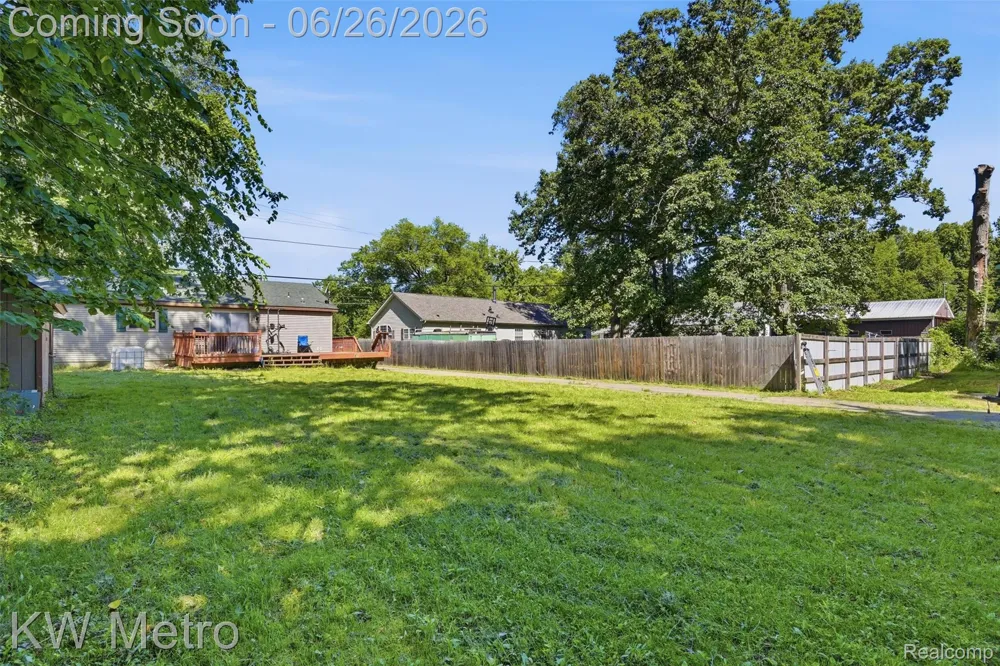 22733 Sumpter rd Road Sumpter Township, MI 48111