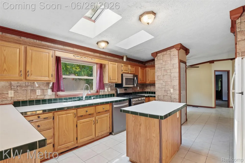 22733 Sumpter rd Road Sumpter Township, MI 48111