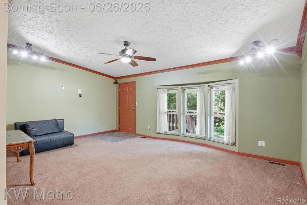 22733 Sumpter rd Road Sumpter Township, MI 48111