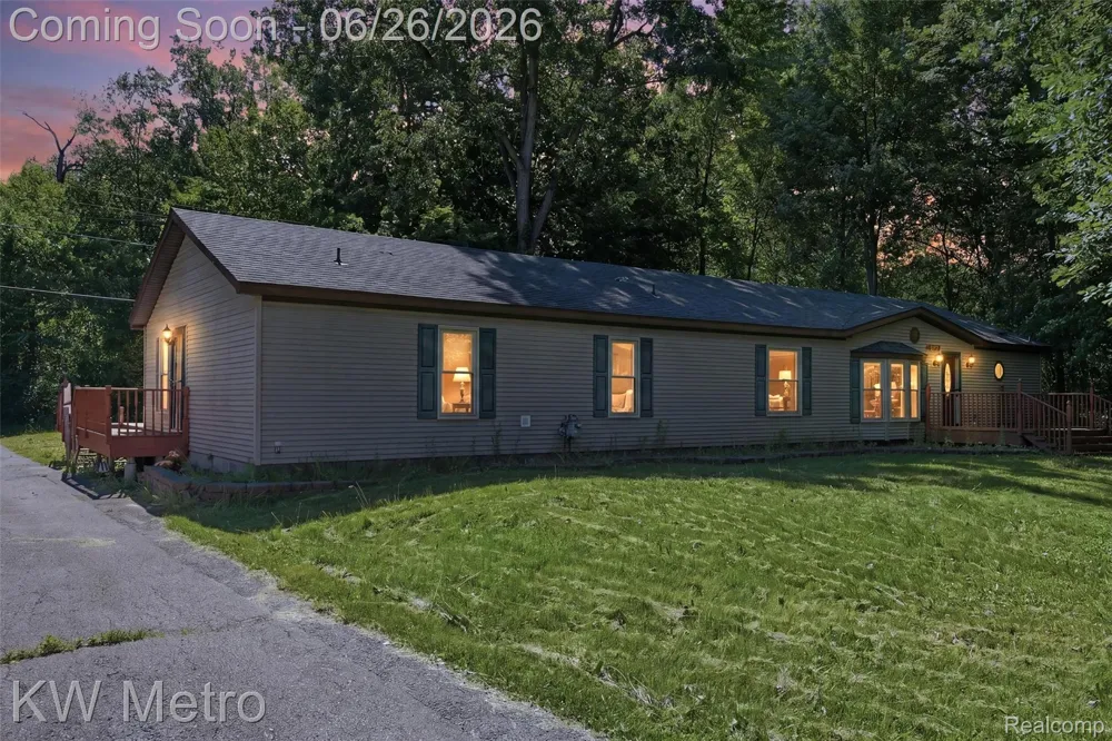 22733 Sumpter rd Road Sumpter Township, MI 48111