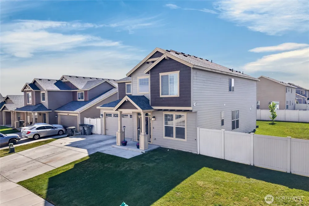 1713 Liberty Lane Sunnyside, WA 98944