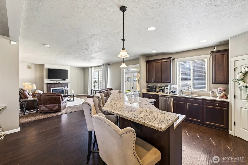 1713 Liberty Lane Sunnyside, WA 98944