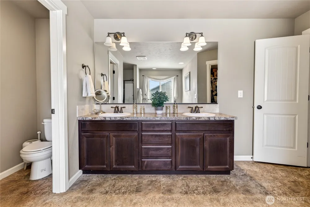 1713 Liberty Lane Sunnyside, WA 98944