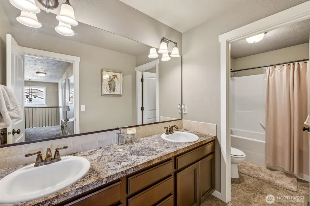 1713 Liberty Lane Sunnyside, WA 98944