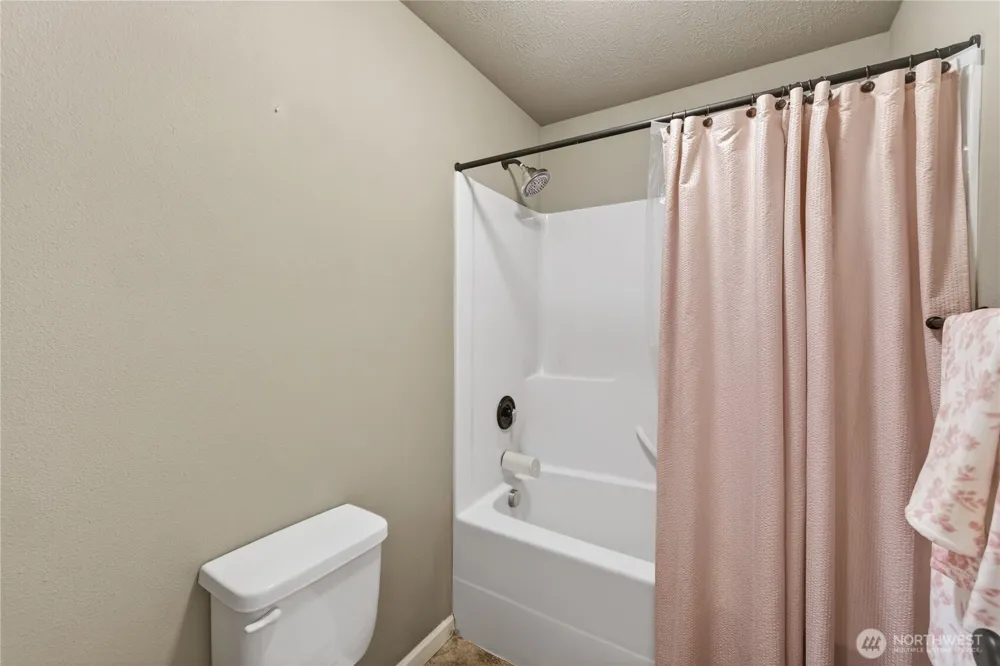 1713 Liberty Lane Sunnyside, WA 98944
