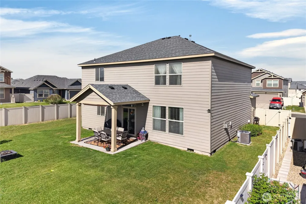 1713 Liberty Lane Sunnyside, WA 98944
