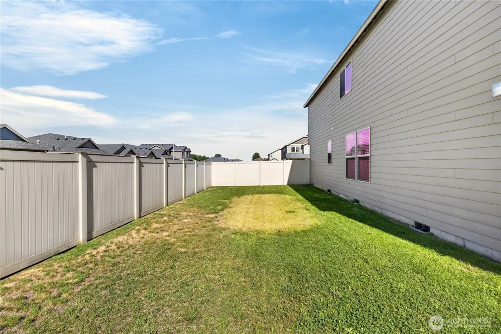 1713 Liberty Lane Sunnyside, WA 98944