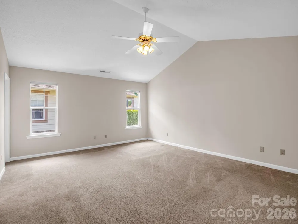 51 Barn Owl Way Hendersonville, NC 28792